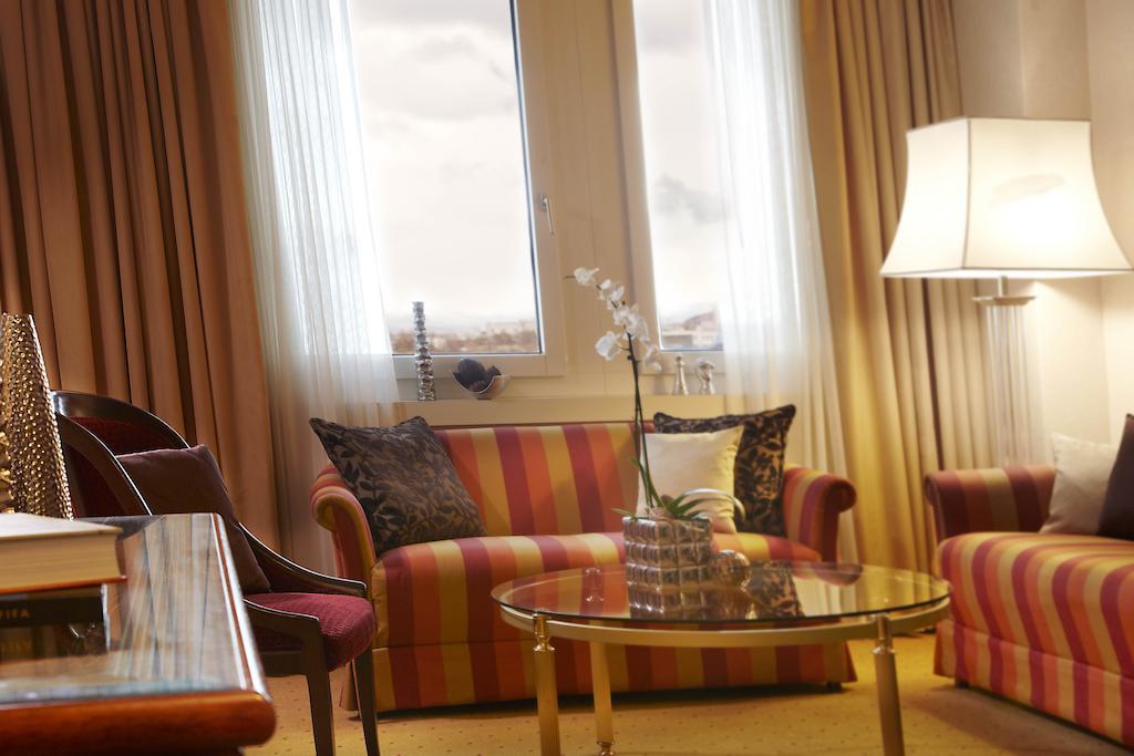 Renaissance Zurich Hotel Opfikon-Glattbrugg 客房 照片