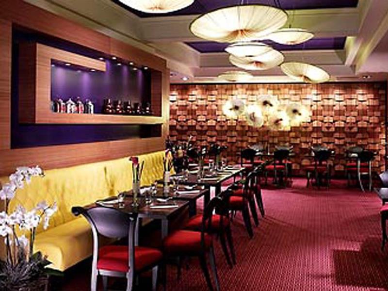 Renaissance Zurich Hotel Opfikon-Glattbrugg 餐厅 照片