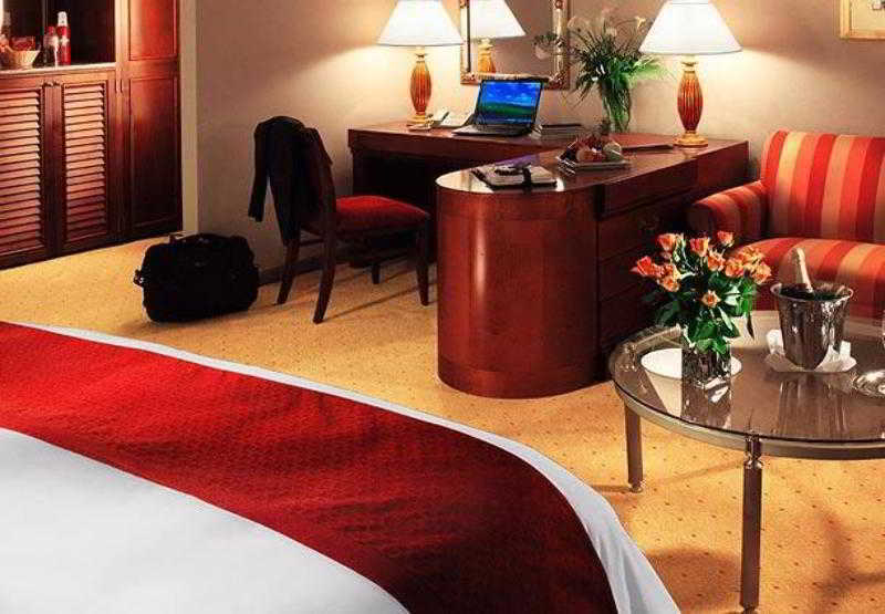 Renaissance Zurich Hotel Opfikon-Glattbrugg 外观 照片