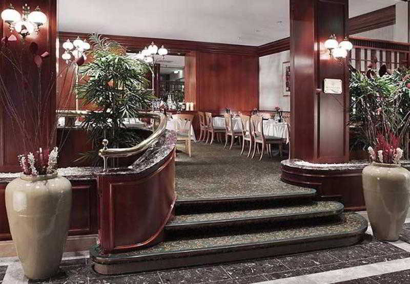 Renaissance Zurich Hotel Opfikon-Glattbrugg 餐厅 照片